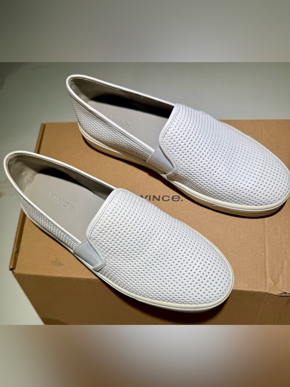 VINCE Blair Woodsmoke Perforated Leather Slip-On Loafers, White Size 7M - Picture 3 of 12